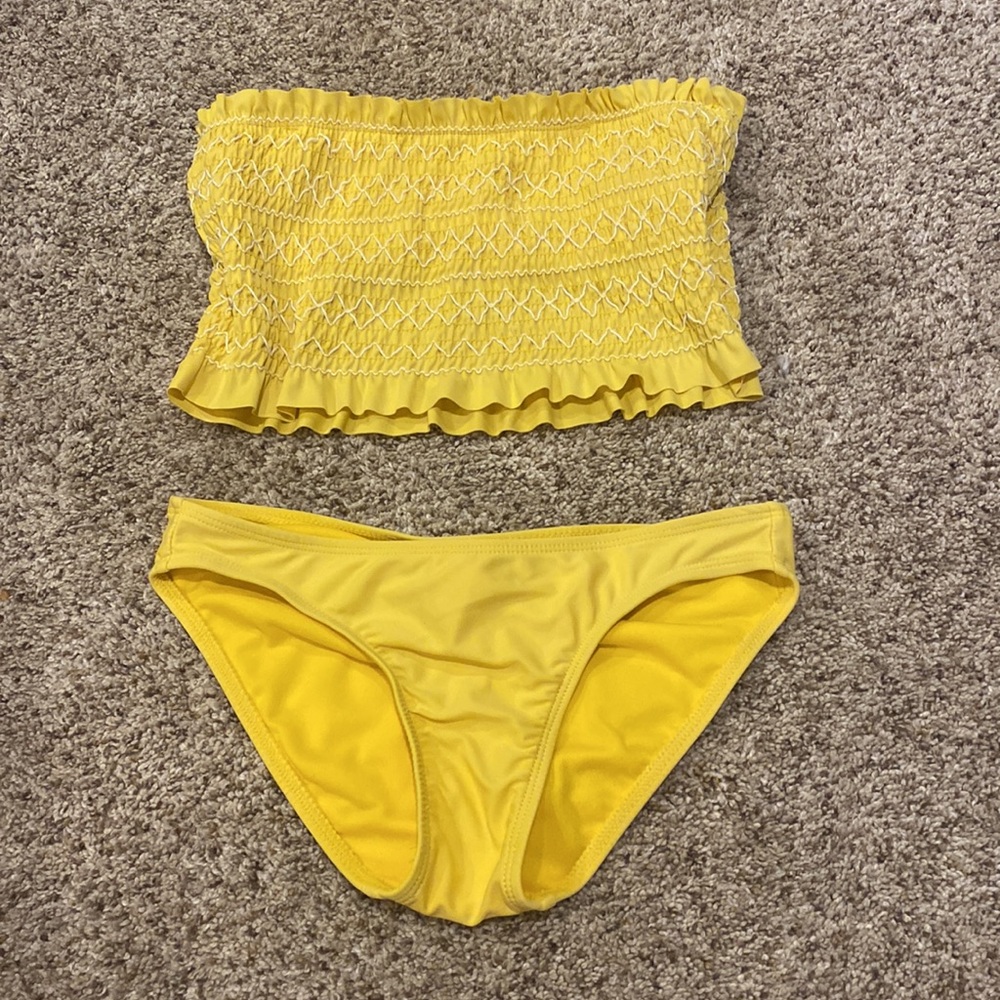 Xhilaration Strapless Bikini Top Smocked Yellow White - Picture 4 of 5